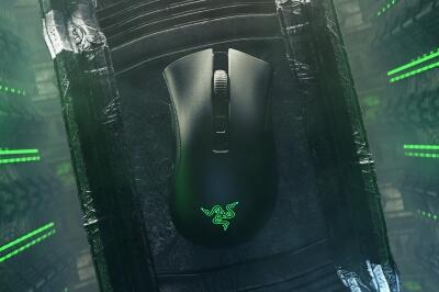 Razer Has You Covered For Christmas Gift Ideas 23 razer deathadder v2 pro gallery 01 store gallery https://www.mkaugaming.com/razer-has-you-covered-for-christmas-gift-ideas/