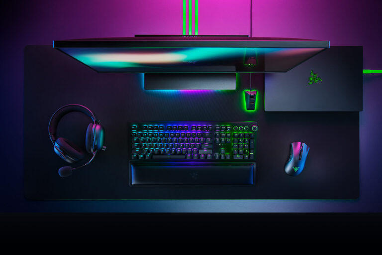 Razer Has You Covered For Christmas Gift Ideas 17 razer deathadder v2 pro gallery 06 https://www.mkaugaming.com/razer-has-you-covered-for-christmas-gift-ideas/