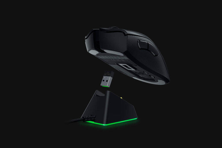 Razer Has You Covered For Christmas Gift Ideas 12 razer deathadder v2 pro gallery 12 https://www.mkaugaming.com/razer-has-you-covered-for-christmas-gift-ideas/