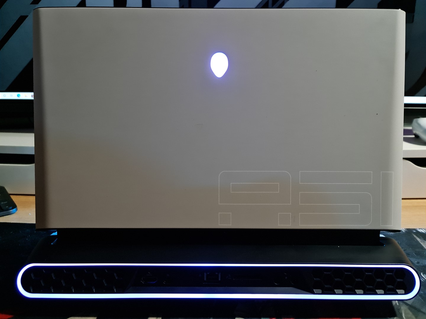 Dell Alienware Area51m-r2 Gaming Laptop - Review // UPDATED | MKAU Gaming Dell Alienware Area51m-r2 Gaming Laptop - Review // UPDATED | MKAU Gaming