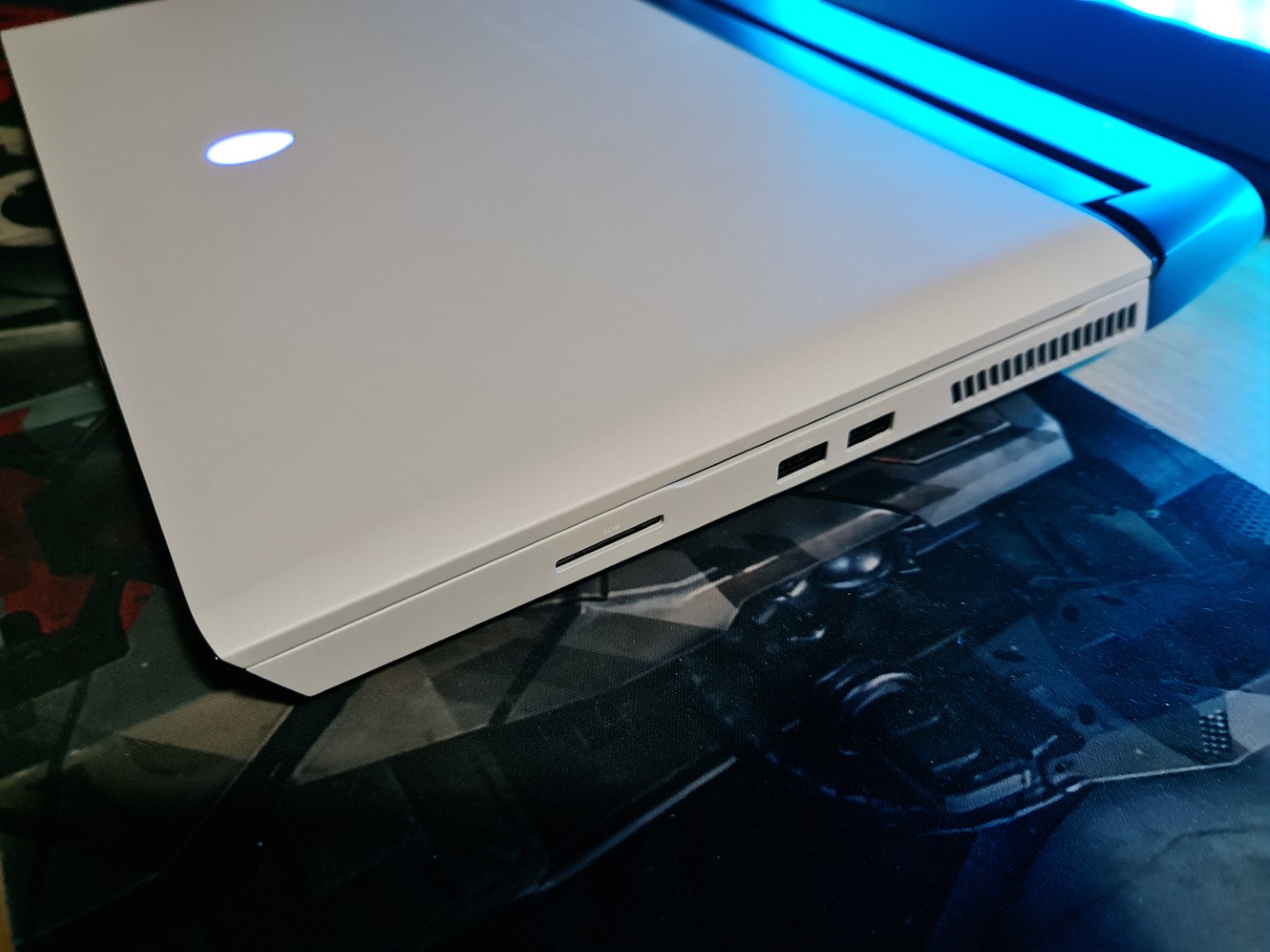 Dell Alienware Area51m-r2 Gaming Laptop - Review // UPDATED | MKAU Gaming Dell Alienware Area51m-r2 Gaming Laptop - Review // UPDATED | MKAU Gaming