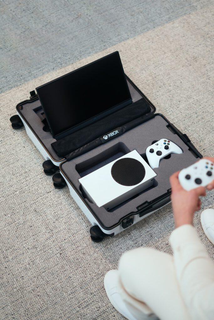 Xbox Celebrates Microsoft Flight Simulator On Console With The Ultimate Portable Gaming Hub 3 2021 07 22 00049 https://www.mkaugaming.com/xbox-celebrates-microsoft-flight-simulator-on-console-with-the-ultimate-portable-gaming-hub/