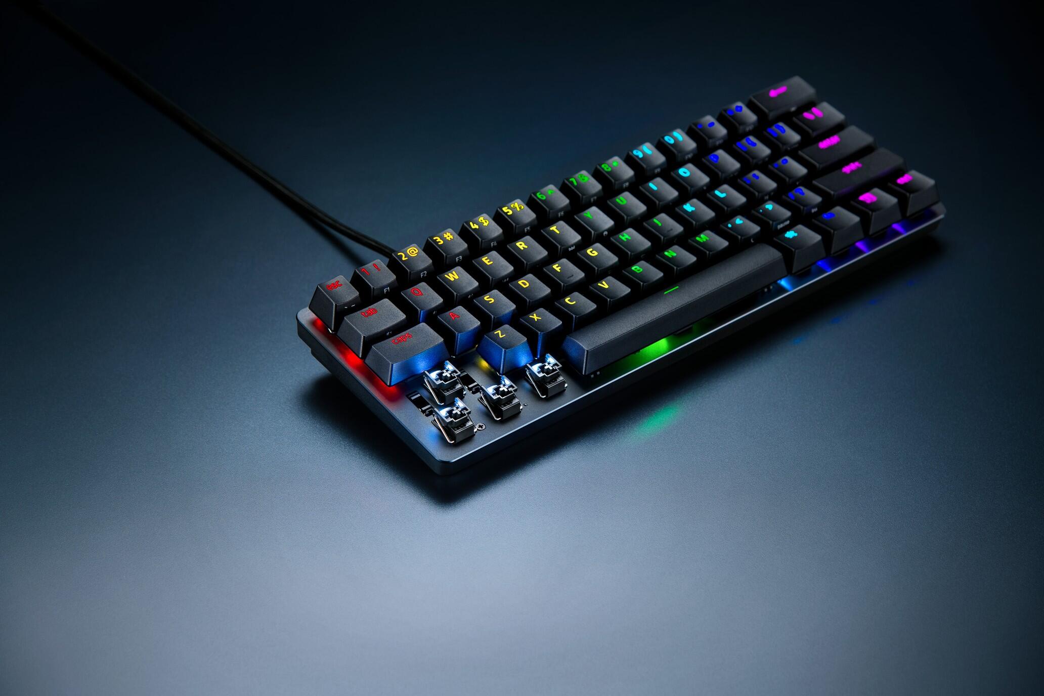 Razer Brings Analog Switches To Compact Keyboards With The Razer Huntsman Mini Analog 1 2022 03 04 00030 https://www.mkaugaming.com/razer-brings-analog-switches-to-compact-keyboards-with-the-razer-huntsman-mini-analog/