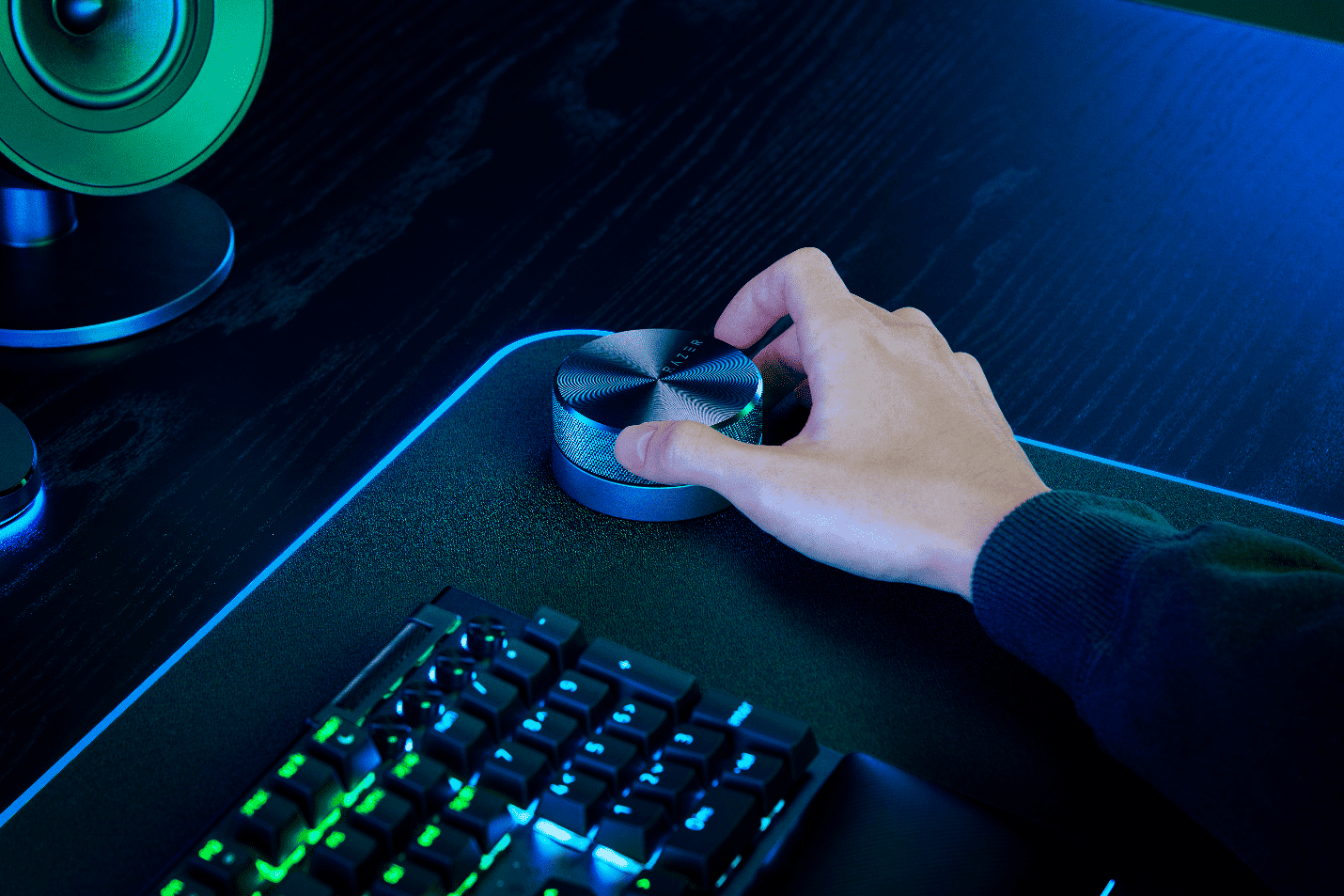 Razer Unveils The NOMMO V2 Line – Experience Powerful, Positional Audio With The Ultimate PC Gaming Speakers 4 Picture4gagga https://www.mkaugaming.com/razer-unveils-the-nommo-v2-line-experience-powerful-positional-audio-with-the-ultimate-pc-gaming-speakers/