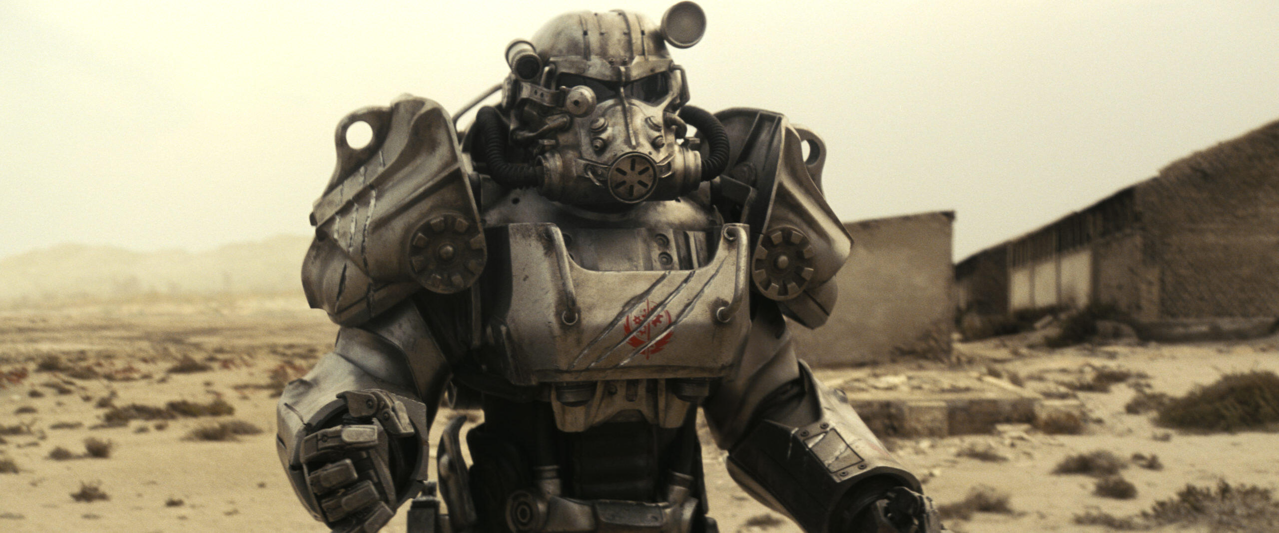 Fallout S1 FG 102 00280518 Still273 scaled https://www.mkaugaming.com/all-review-list/fallout-season-1-tv-show-review/