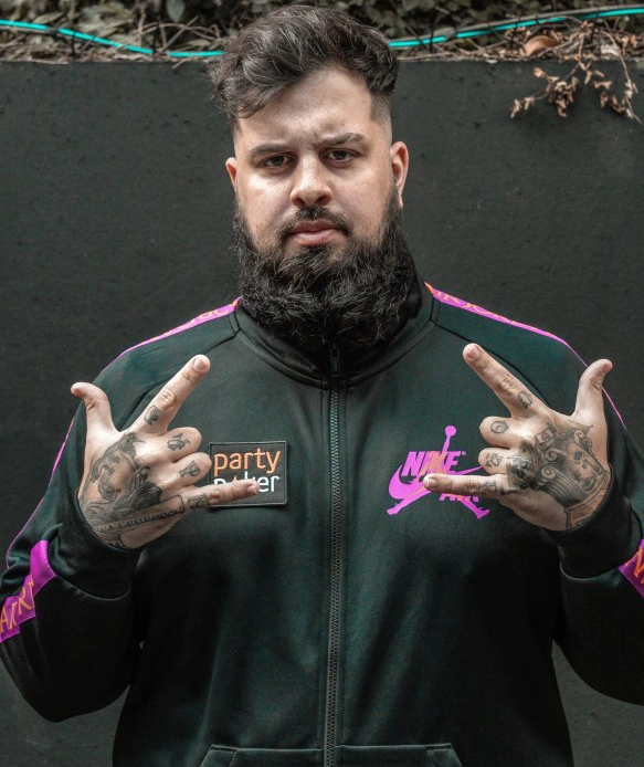 Most Watched Poker Twitch Streamers 7 ElPapolinMC https://www.mkaugaming.com/most-watched-poker-twitch-streamers/