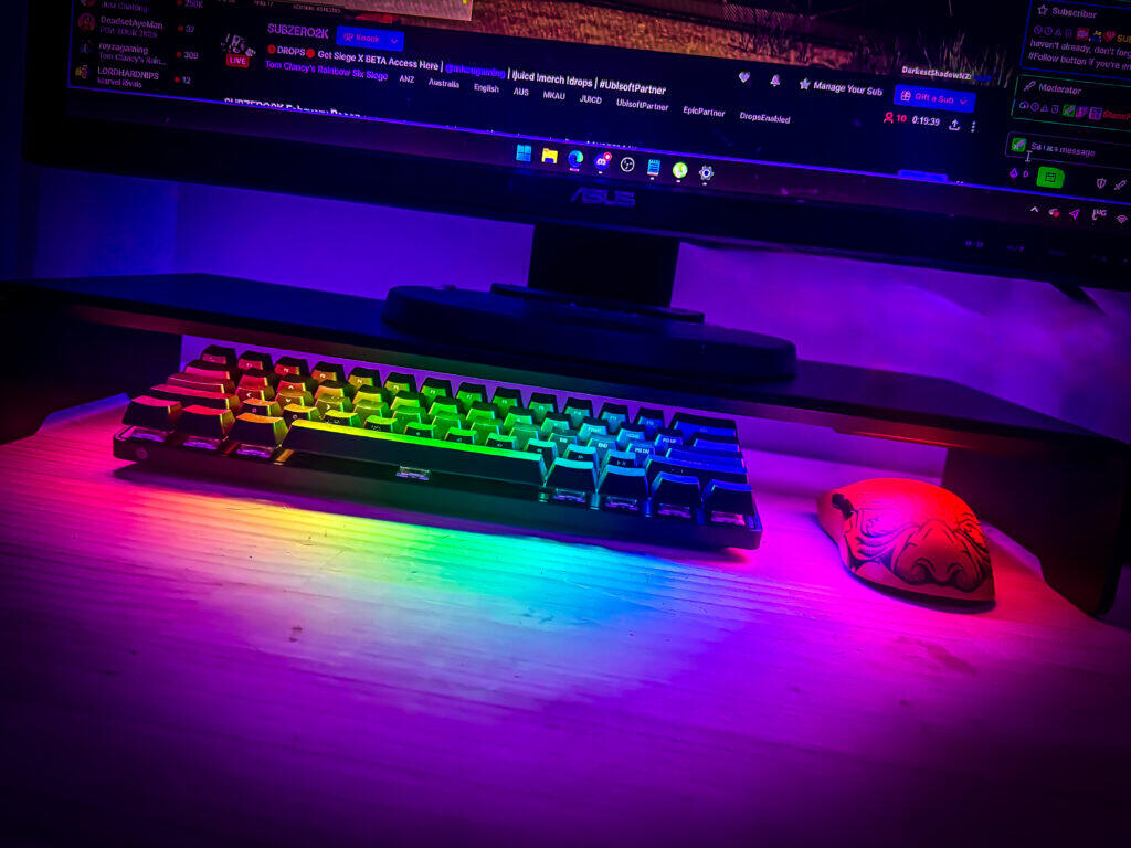 Razer Monitor Stand Chroma (Hardware) - Review 3 PSX 20250315 112432 https://www.mkaugaming.com/all-review-list/razer-monitor-stand-chroma-hardware-review/