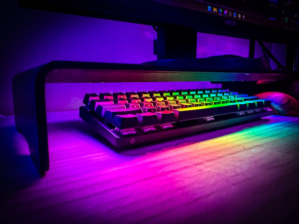 Razer Monitor Stand Chroma (Hardware) - Review 4 PSX 20250315 112605 https://www.mkaugaming.com/all-review-list/razer-monitor-stand-chroma-hardware-review/