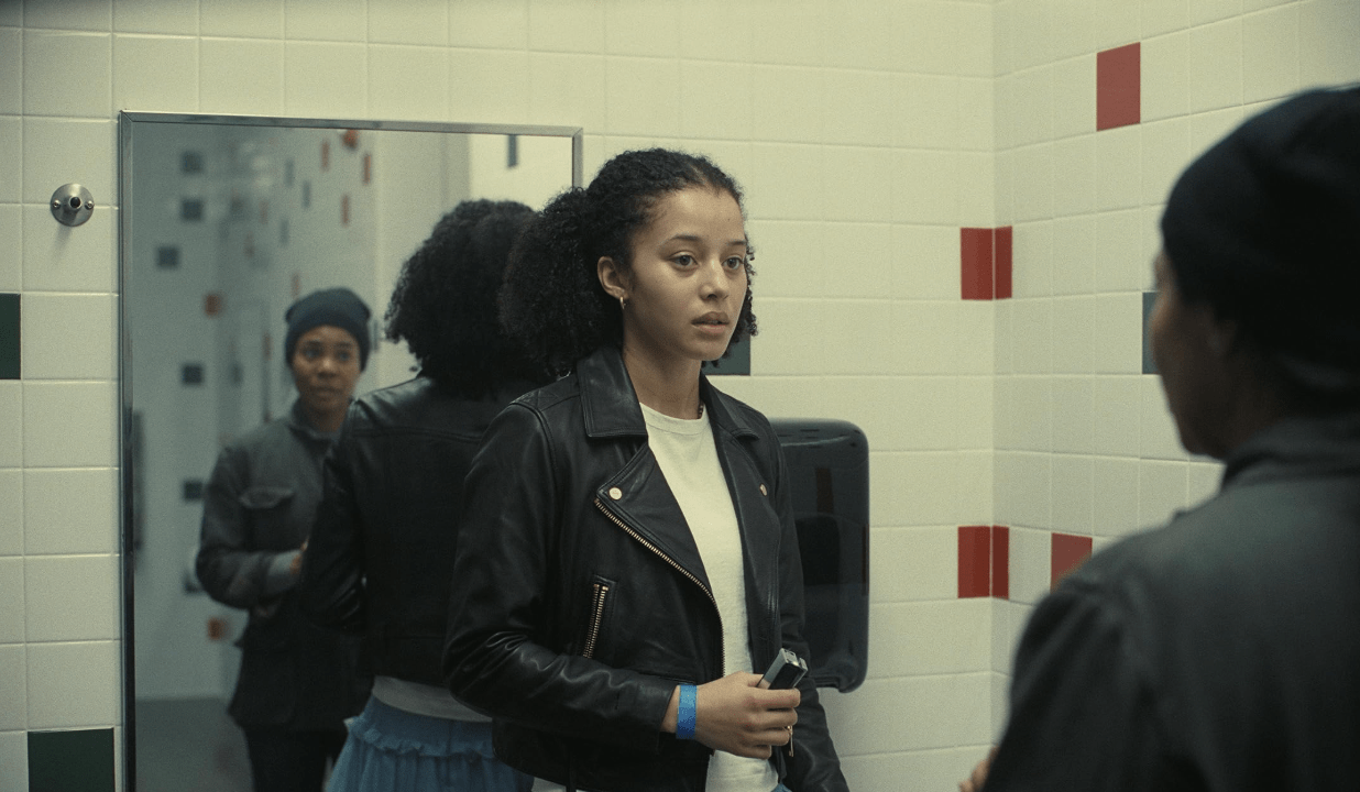 One Battle After Another (Movie) - Review 2 Screenshot 2025 09 25 210000 https://www.mkaugaming.com/all-review-list/one-battle-after-another-movie-review/