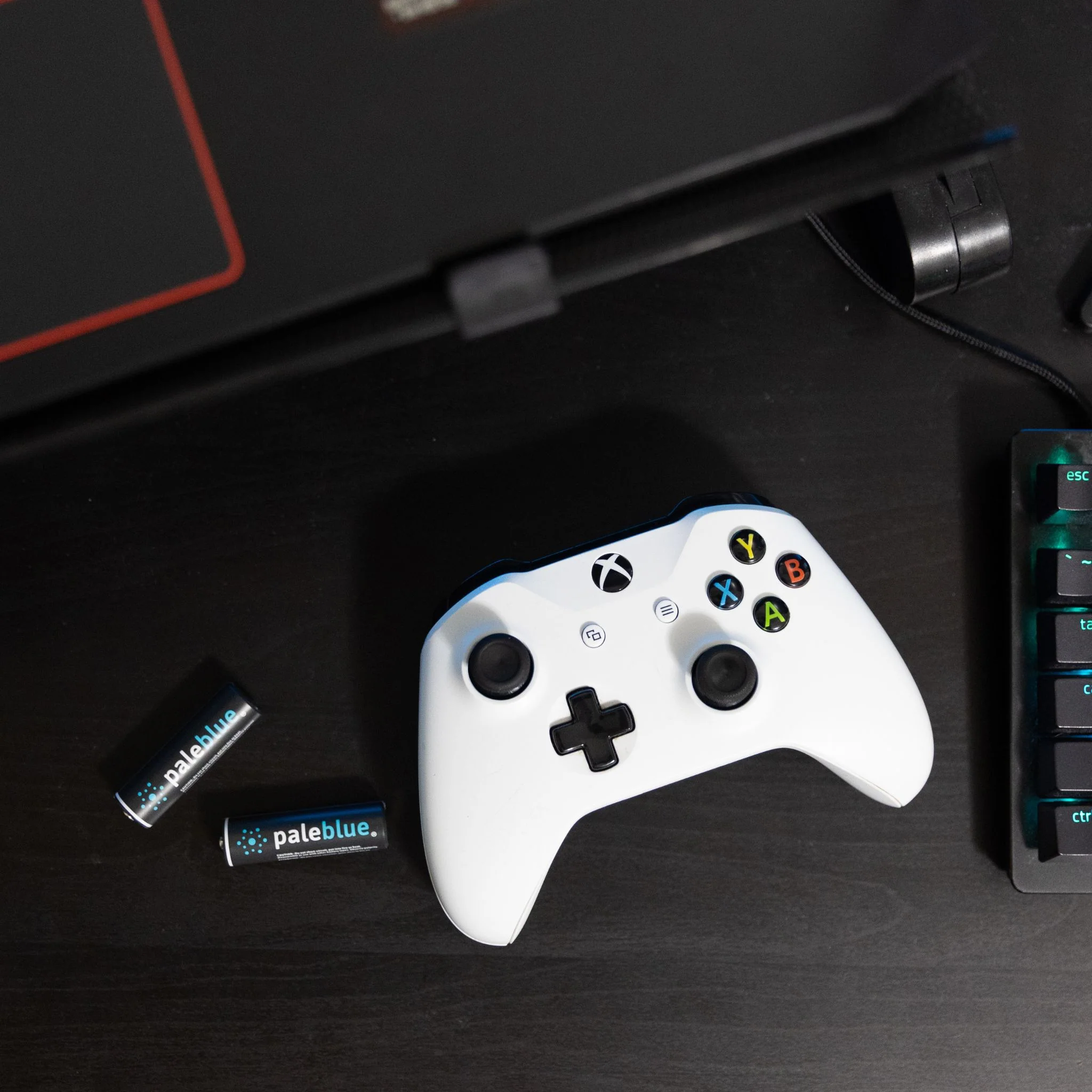 Paleblue AA USB-C Rechargeable Batteries (Hardware) - Review 4 https://www.mkaugaming.com/all-review-list/paleblue-aa-usb-c-rechargeable-batteries-hardware-review/