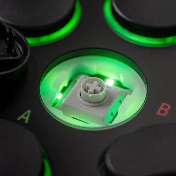8BitDo Arcade Controller For Xbox (Hardware) - Review 7 18 a8075bf3 284e 4ca4 87ac 8b2a1eb3a187 https://www.mkaugaming.com/all-review-list/8bitdo-arcade-controller-for-xbox-hardware-review/