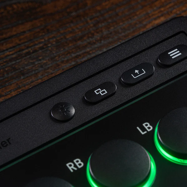 8BitDo Arcade Controller For Xbox (Hardware) - Review 4 28 6291f0b2 012e 4e19 9b05 e99776d14f5c https://www.mkaugaming.com/all-review-list/8bitdo-arcade-controller-for-xbox-hardware-review/
