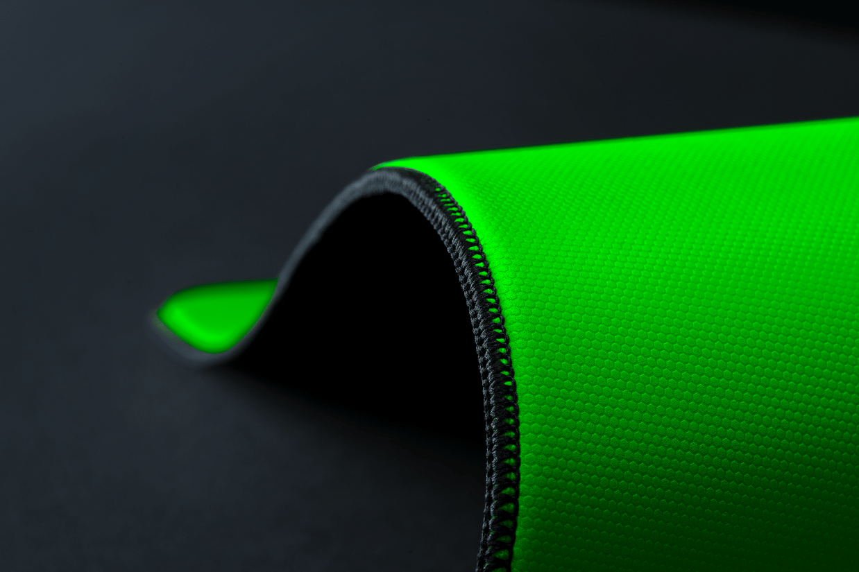 Razer Gigantus v2 Pro Gaming Mat (Hardware) - Review 4 2026 03 25 00003 https://www.mkaugaming.com/all-review-list/razer-gigantus-v2-pro-gaming-mat-hardware-review/