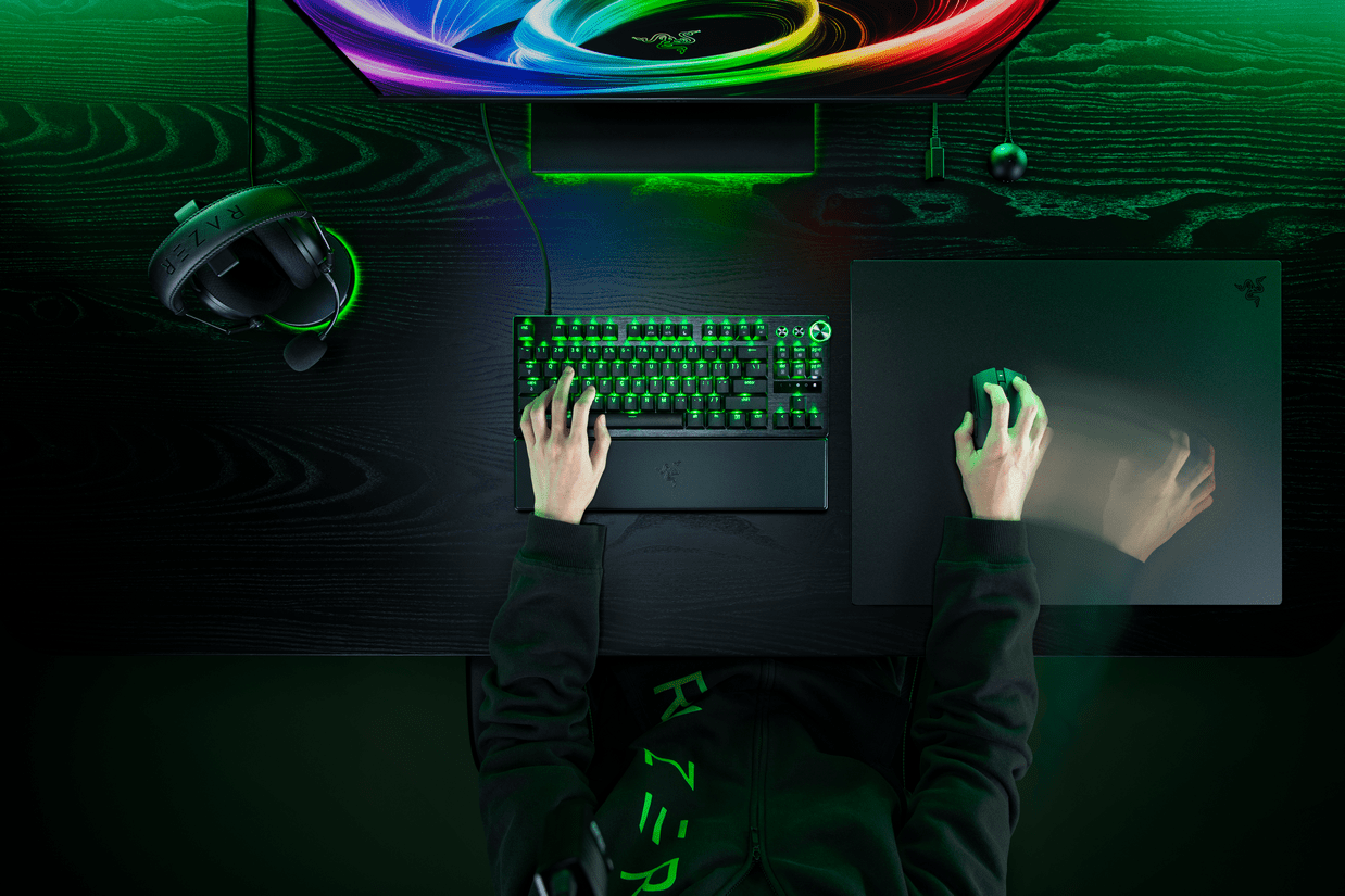 The Razer Atlas Pro: The World’s Thinnest Glass Gaming Mouse Mat 1 2026 04 22 00023 https://www.mkaugaming.com/the-razer-atlas-pro-the-worlds-thinnest-glass-gaming-mouse-mat/